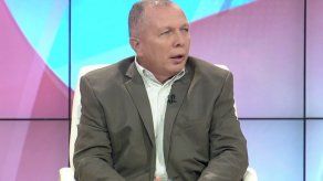 Dirigente de buses privados denuncia retención en puerto