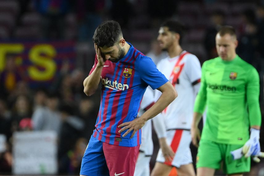 El Barcelona cae y le deja el camino fácil al Real Madrid