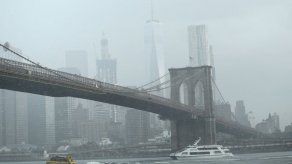 Nueva York estudia como reformar el bullicioso e icónico puente de Brooklyn