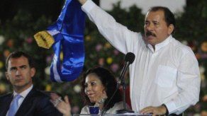 Ortega sube salario a empleados públicos con bajos ingresos