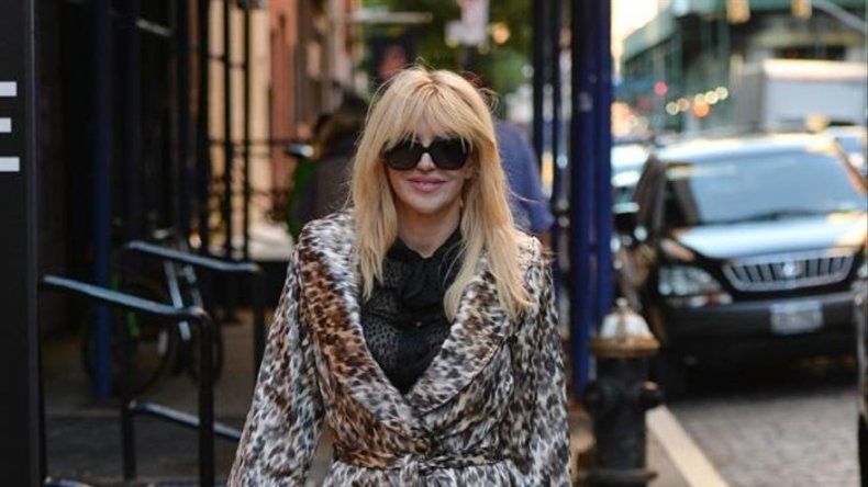 Courtney Love pide consejos de moda a Kanye West