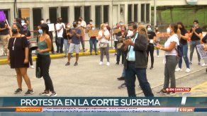 Se registra protesta en la Corte en rechazo a fallo en caso de Arquesio Arias