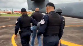 El traslado de José Cossio hacia Punta Coco se realizó bajo fuertes medidas de seguridad, según informó el Minseg.