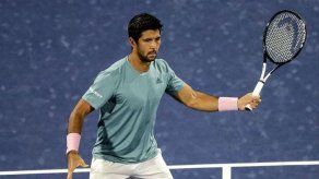 Fernando Verdasco no se olvida de su número uno a su llegada a Roma