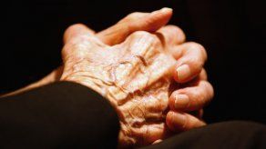 Un hombre de 77 años intentará aprobar secundaria tras 46 intentos fallidos