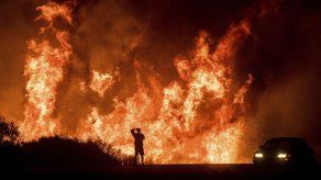 Trump declara desastre por letal incendio de California