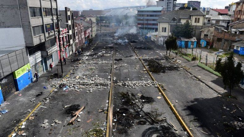 Ecuador busca recuperar la normalidad tras derogación de polémico decreto