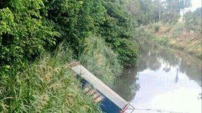 Camión cayó al río Juan Díaz