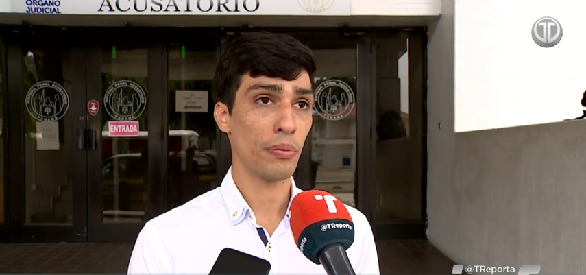André Conte: Sentencia lo declara no culpable de hackeo.