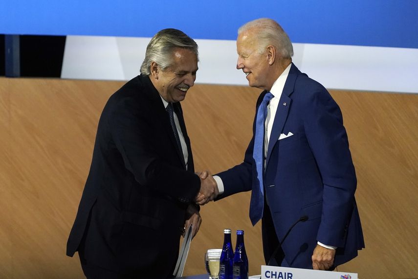 Estados Unidos excluyó de la cumbre a los líderes de Cuba