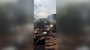 Ocho muertos al caer una avioneta en una zona residencial de Colombia