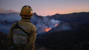 El incendio de Gran Canaria pierde fuerza tras devastar 12.000 hectáreas