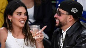 Bad Bunny y Kendall Jenner no pueden ocultar más su romance
