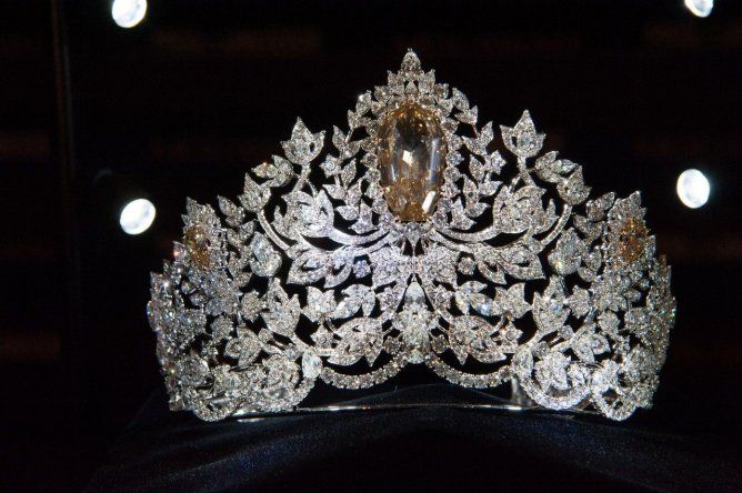 Presentación oficial de la corona de Miss Universo 2019
