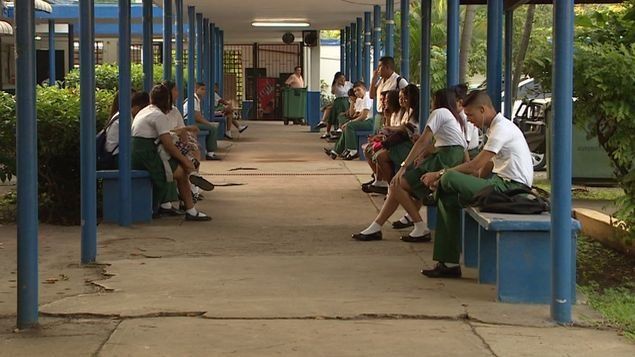 Colegio Richard Neumann convoca reunión este lunes con padres de familia por paro docente