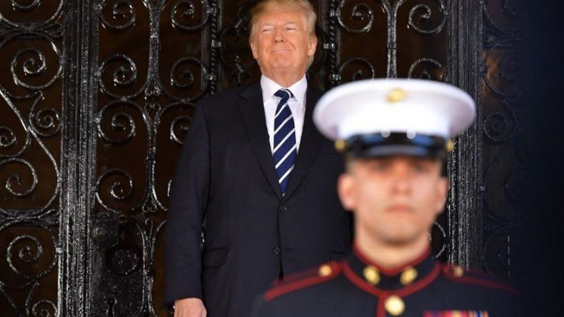 Trump confirma que jefe de la CIA se reunió con Kim en Corea del Norte