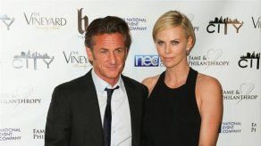 Charlize Theron ya no se habla con su expareja Sean Penn