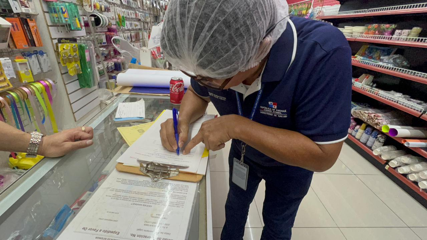 MINSA inspecciona el cumplimiento de normas sanitarias a puestos de expendios