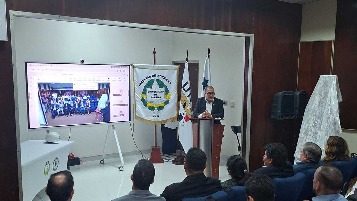 Universidad de Panamá inaugura Licenciatura en Ciencias Aeronáuticas. Universidad de Panamá inaugura Licenciatura en Ciencias Aeronáuticas.