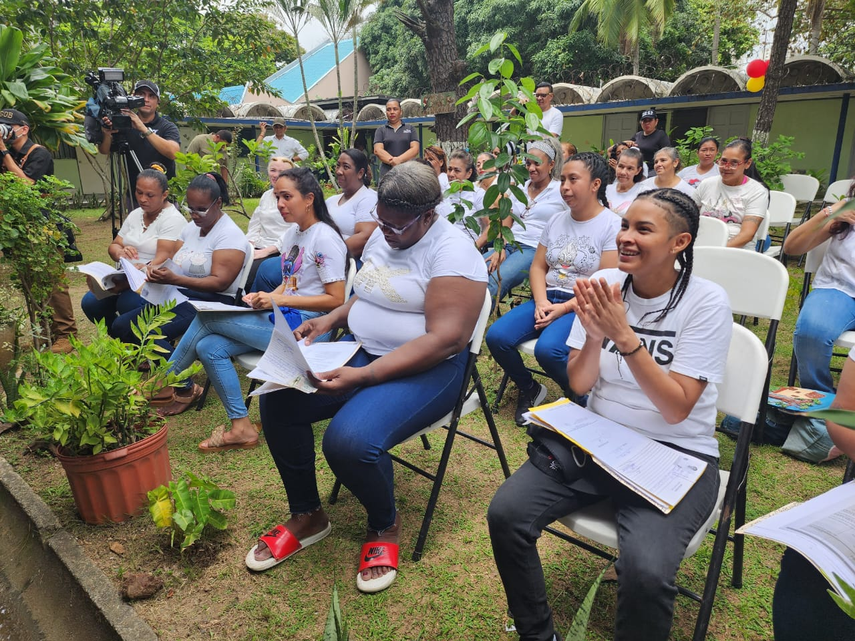 58 privadas de libertad obtienen su libertad a través al programa de rebaja de penas del MinGob.