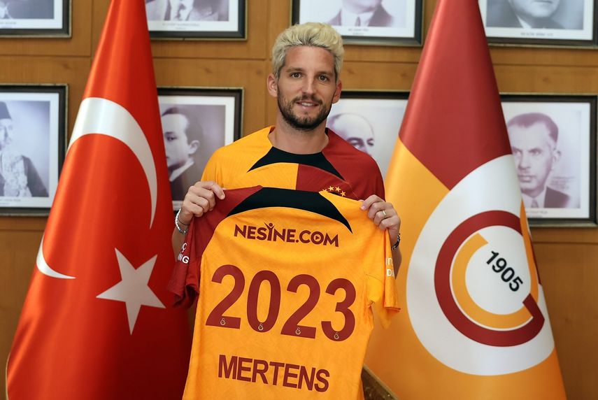 Dries Mertens y Lucas Torreira llegan a reforzar el Galatasaray