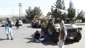 Londres dijo haber evacuado a más 15.000 ciudadanos británicos y afganos vulnerables en las últimas dos semanas.