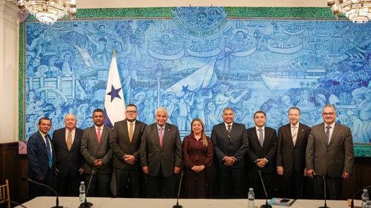 Gobierno Nacional y diputados del Cambio Democrático. Gobierno Nacional y diputados del Cambio Democrático.