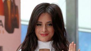 Camila Cabello bromea al no ser reconocida a la salida de su concierto