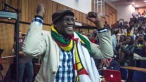 Detenido el pastor impulsor de un movimiento de protestas en Zimbabue
