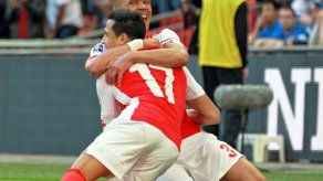 Arsenal a final de FA Cup con goles de Alexis Sánchez al Reading