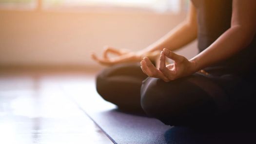 Cinco beneficios de la meditación para tu salud.