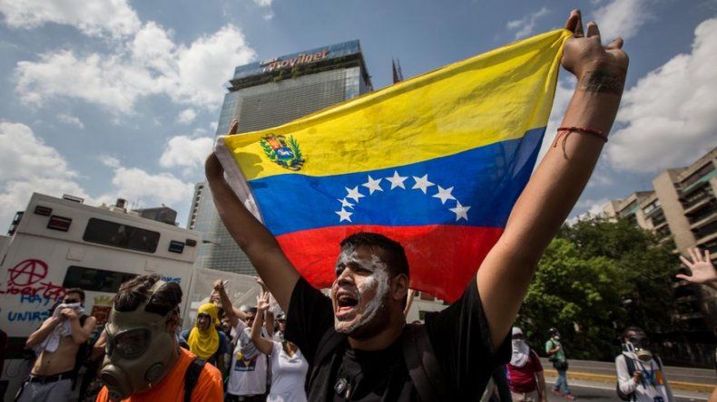 Oposición venezolana convoca a nueva protesta el sábado