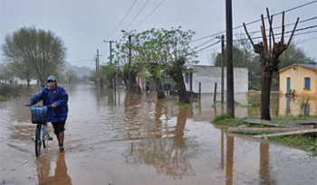 Baja nivel de ríos en Uruguay y se mantiene número de desplazados por lluvias