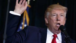 Donald Trump alardea que no necesita de celebridades