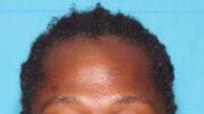 Persecución en Florida tras asesinato de mujer policía