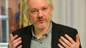 Assange inculpado en EEUU