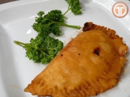 Empanada de maíz con pollo