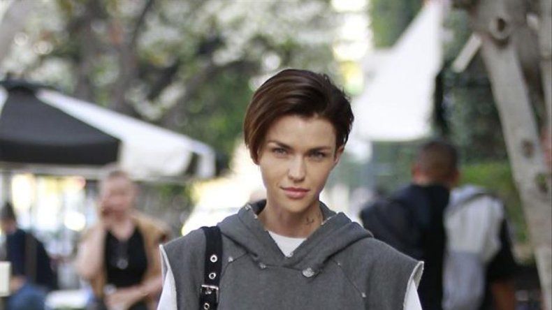 Ruby Rose abandona por sorpresa la serie Batwoman sin dar explicaciones