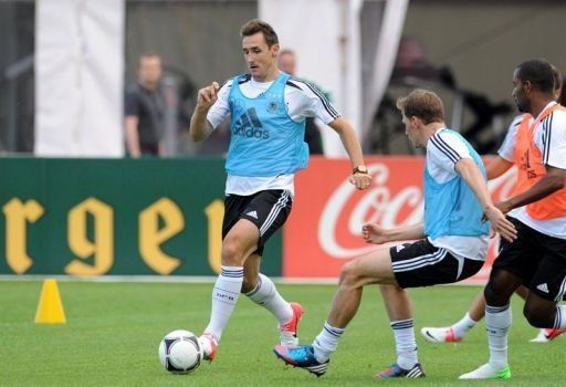 Países confirman listas de 23 jugadores para la Eurocopa 2012