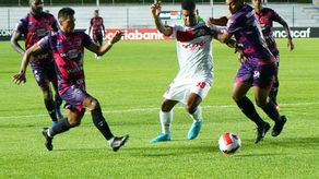 Tauro FC y Sporting San Miguelito se enfrentan en la Liga Concacaf.
