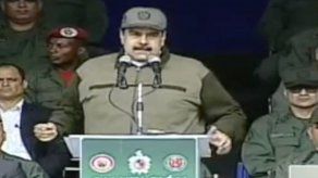 Maduro pide a militares estar alerta ante traidores