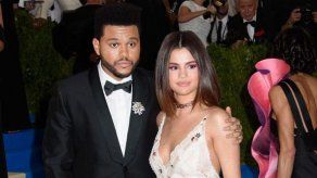 The Weeknd sorprenderá a Selena Gomez con un viaje romántico por su cumpleaños