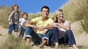 Parejas que tienen hijos son más felices