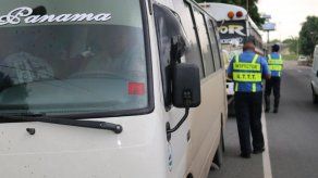 ATTT decomisa equipos de sonido en buses de Panamá Este ATTT decomisa equipos de sonido en buses de Panamá Este