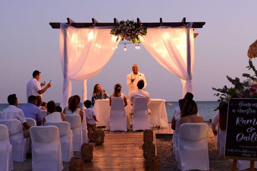 En la playa y al aire libre En la playa y al aire libre