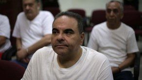 Expresidente salvadoreño Saca es enviado a juicio por millonaria malversación
