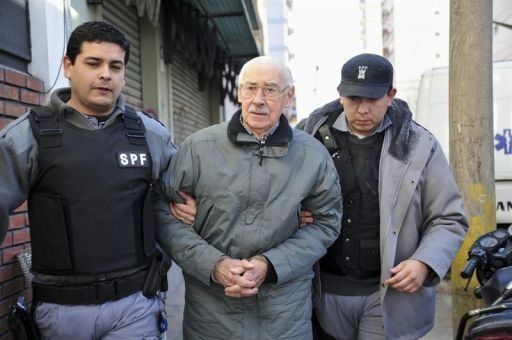 Autopsia revela que Videla murió de paro cardíaco por lesiones de caída