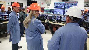 Puerto Rico sufre cortes que dejan sin servicio eléctrico a miles de clientes