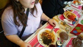 Adultos obtienen 11% de calorías de comida rápida