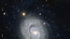 Telescopio de ESO exhibe nueva visión de galaxia espiral con supernova
